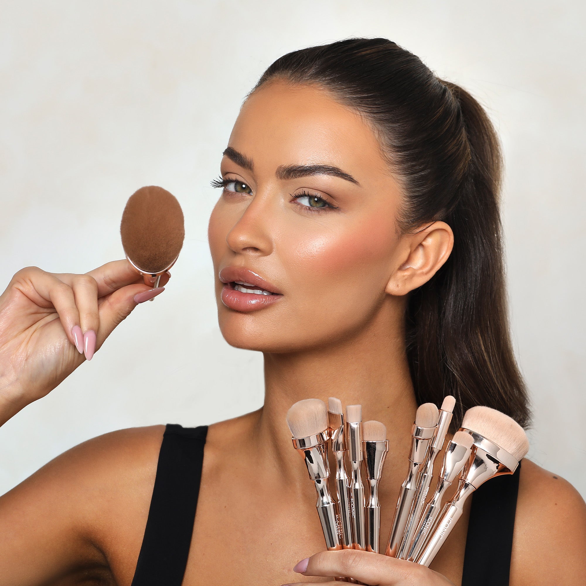 HD Blend Makeup Brushes | ICONIC London