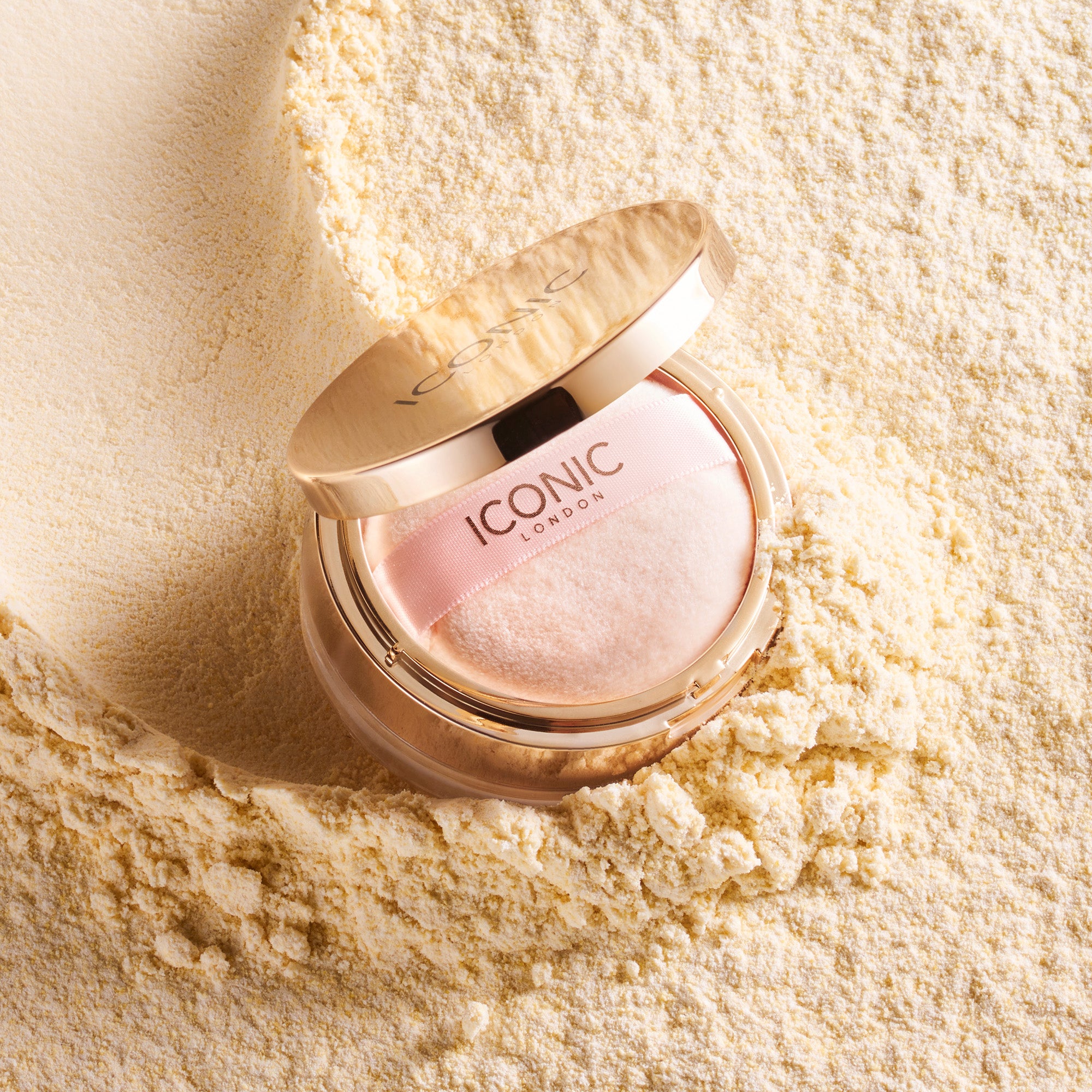 Velvet Blur Translucent Setting Powder | ICONIC London